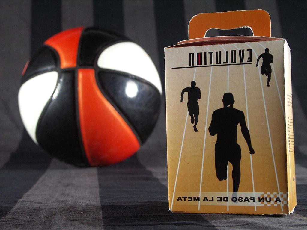 Infographic illustrating goal setting steps